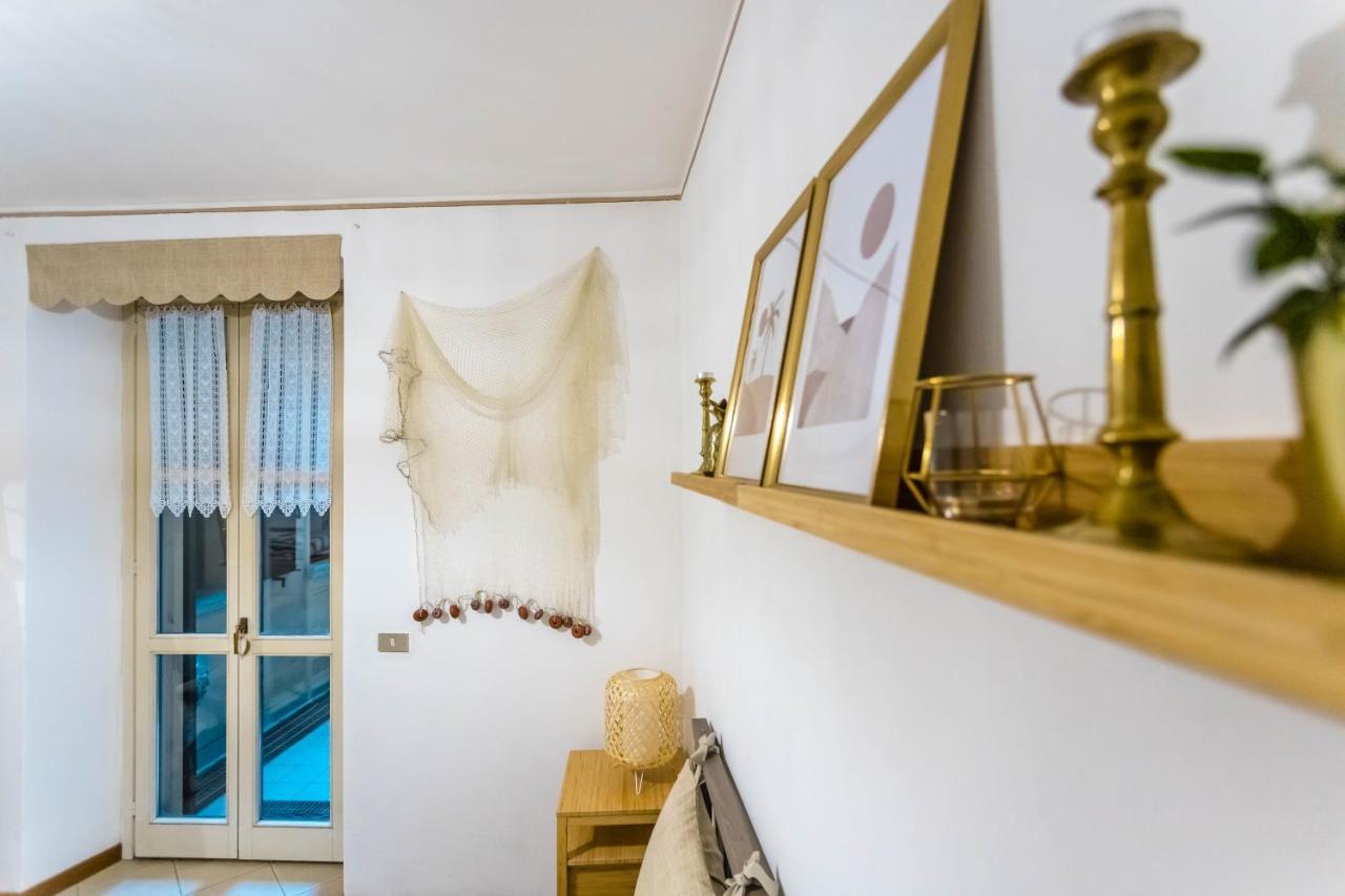 ורנה Lago Azzurro Apartment מראה חיצוני תמונה
