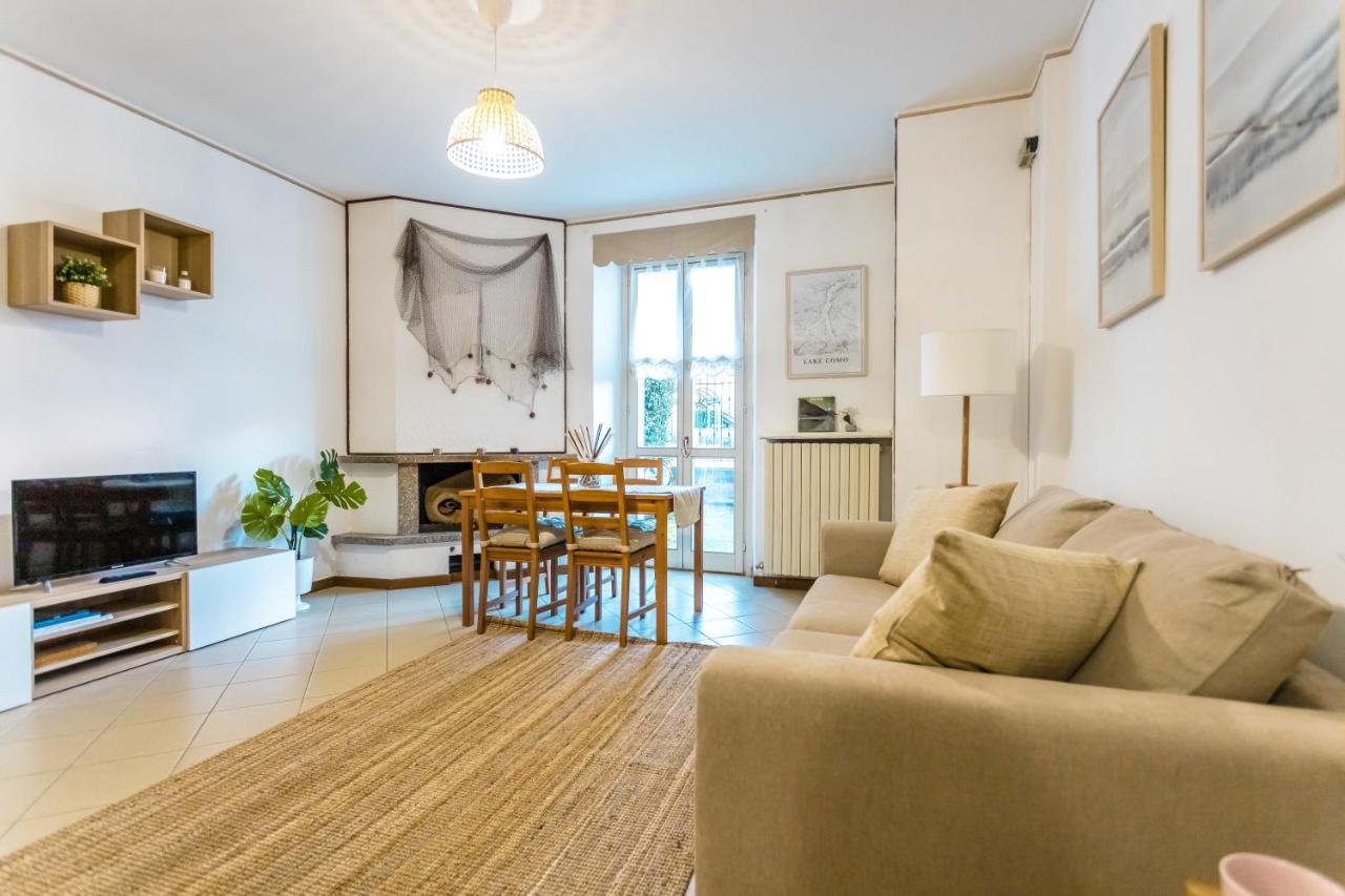 ורנה Lago Azzurro Apartment מראה חיצוני תמונה
