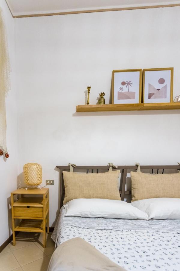 ורנה Lago Azzurro Apartment מראה חיצוני תמונה