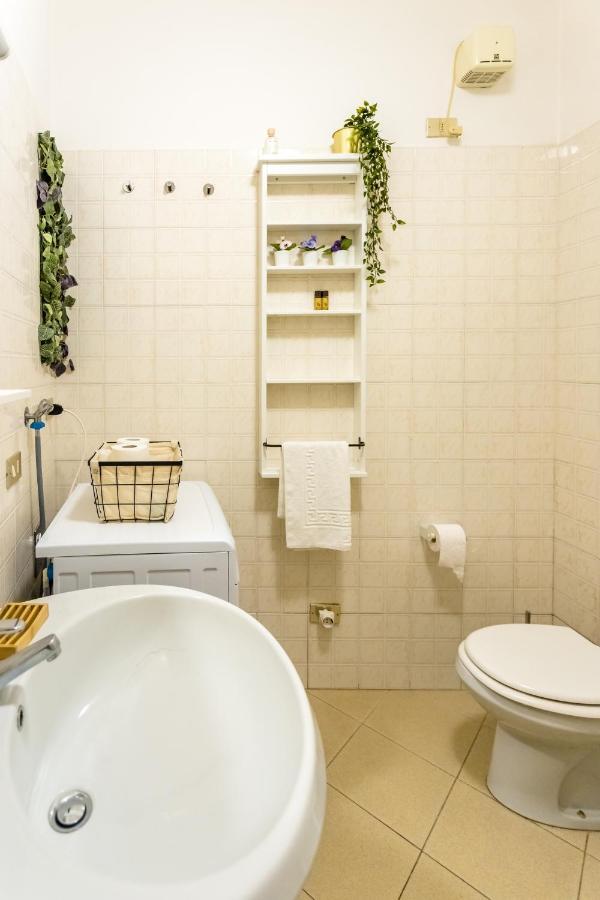 ורנה Lago Azzurro Apartment מראה חיצוני תמונה