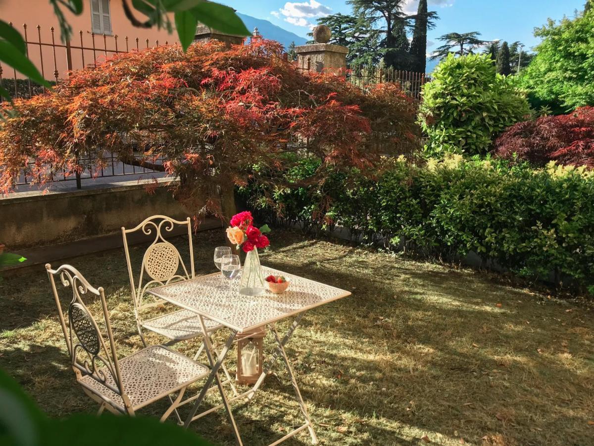 ורנה Lago Azzurro Apartment מראה חיצוני תמונה